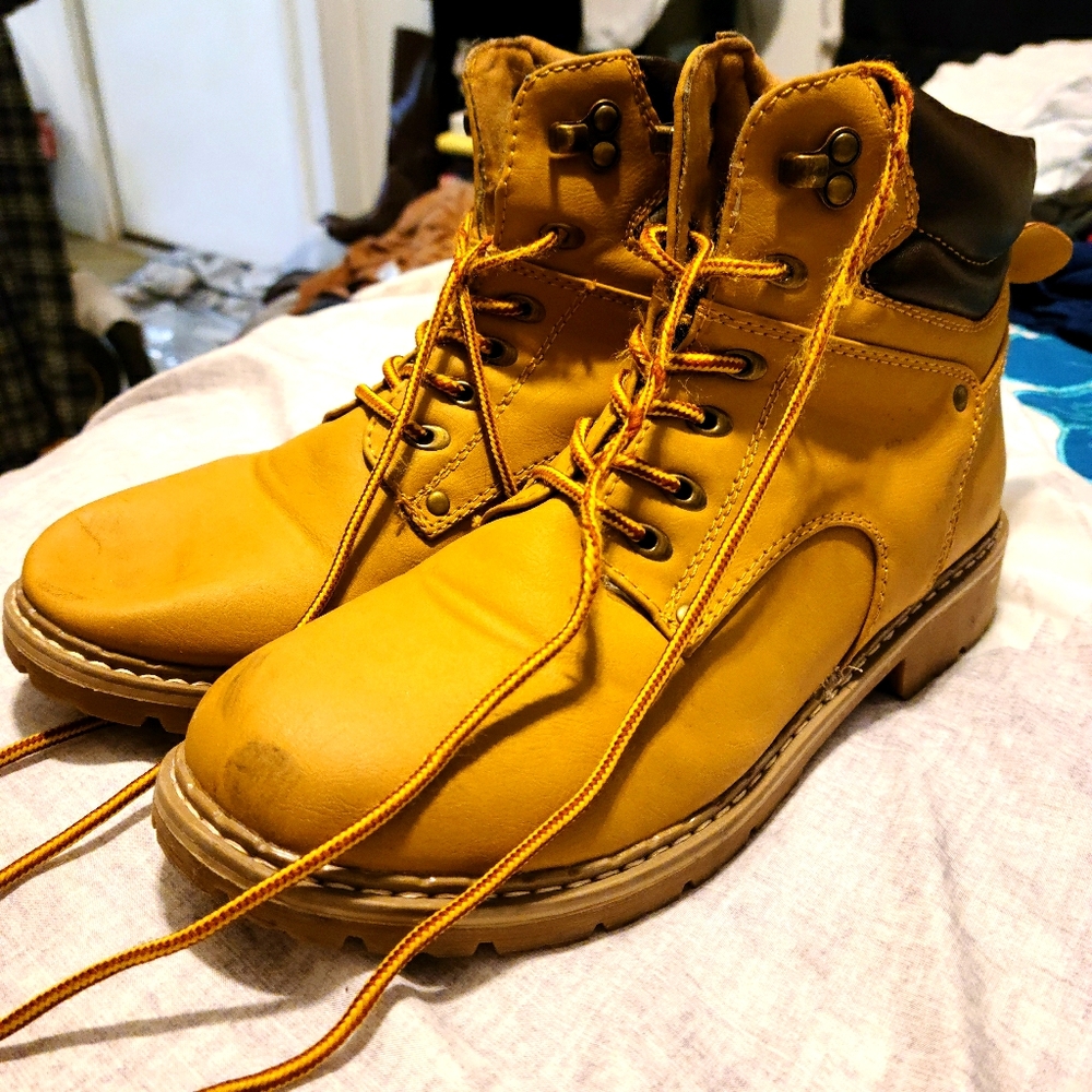 Off brand hiking boots